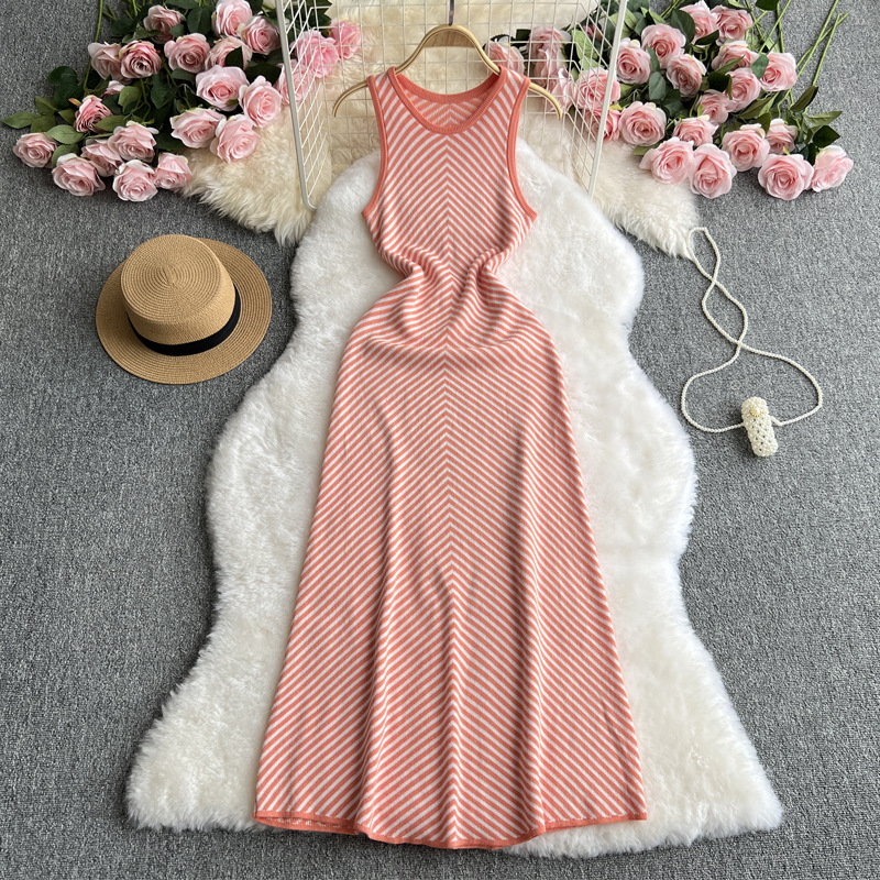 South Korea Chic Summer High-end Crewneck Stripe Contrast Color Stitching Bag Hip Slim-fit Slimming Sleeveless Knitted dress
