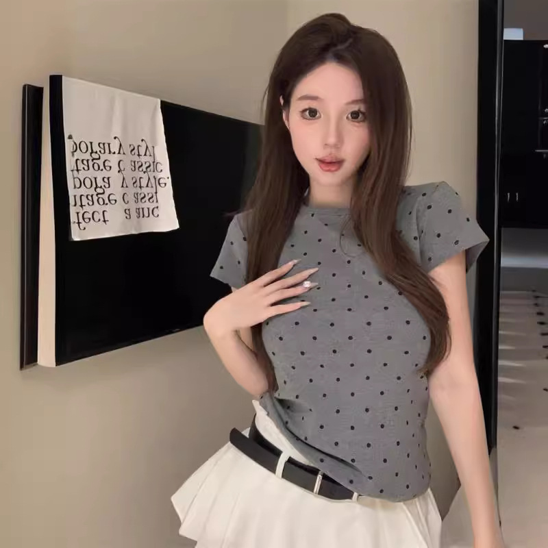 Picture of Retro Polka-Dot Round Neck Short-Sleeved T-Shirt for Women 2025 Summer Short Style Slim Fit Casual Student Top