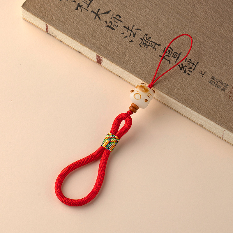 Picture of Cute Bodhi Lucky Cat Mobile Phone Chain Wrist Hanging Chain Pendant Pendant Exquisite Anti-loss Drop-resistant Mobile Phone Case Lanyard