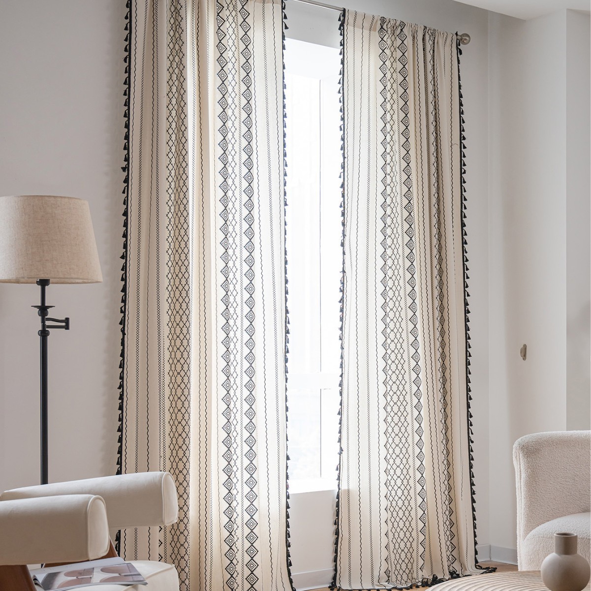 Picture of Yiman Qiyun Curtain Finished Cotton and Linen Kitchen Curtain Bohemian Style Black and White Printed Bay Window Curtain