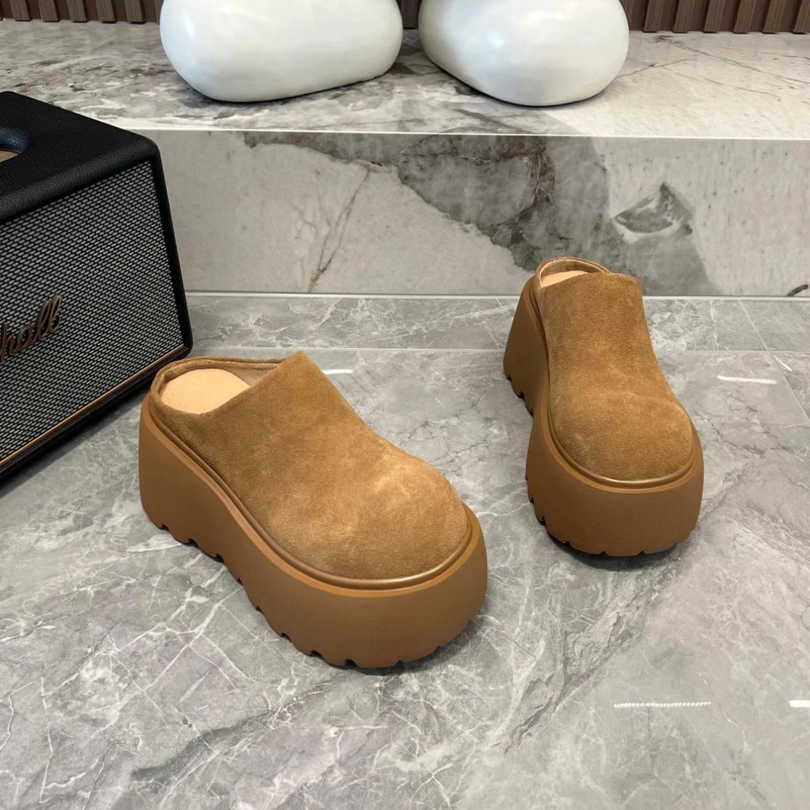 European Mango Head 2025 Autumn and Winter New Heightening Platform Shoes Wedge Heel Non-Slip Outer Wear Baotou Slippers Versatile Women's Shoes