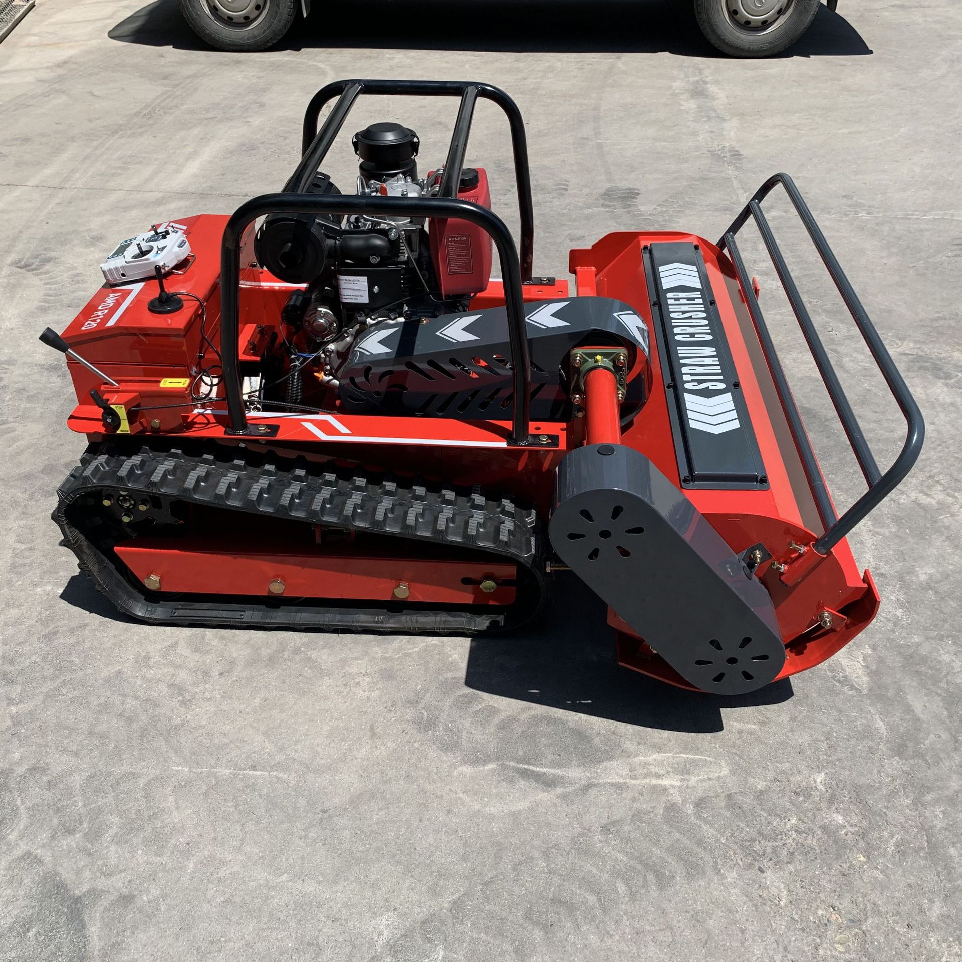 Diesel Remote Control Lawn Mower Manufacturer Reed Weed Land Reclamation Remote Control Weeder Mountain Orchard Crawler Lawn Mower