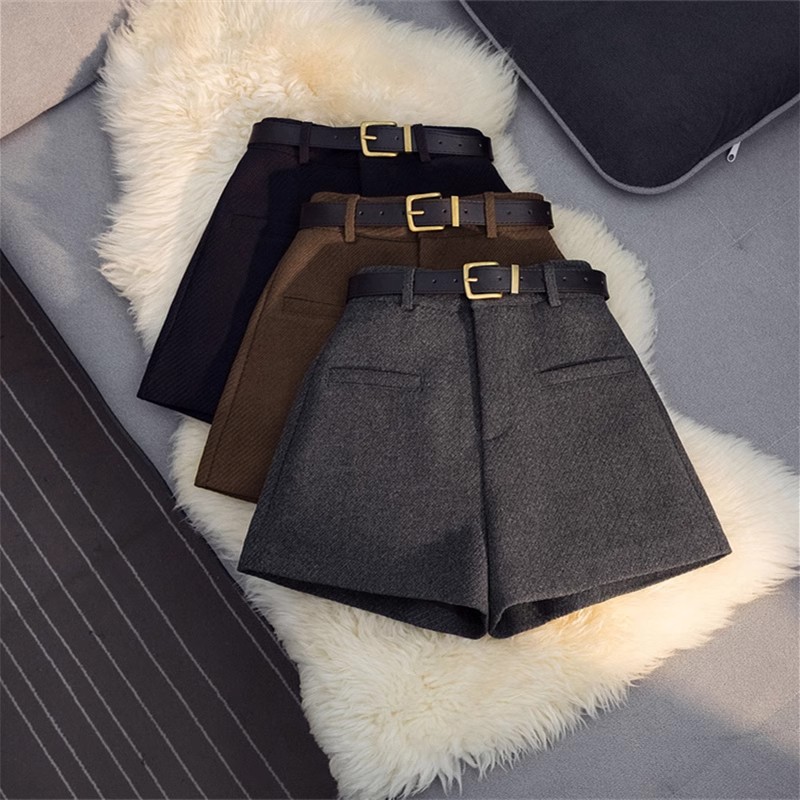 Wool shorts worn outerwear, petite women, 2024 autumn/winter gray high-waist boot pants, versatile slimming A-line wide-leg pants