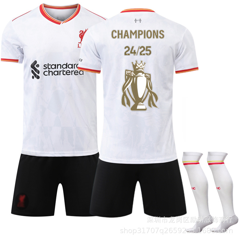 Picture of 2425 Club No. 11 Salah Gold Trophy Pattern New and Old Liverpool Winning Commemorative Edition Jersey suit