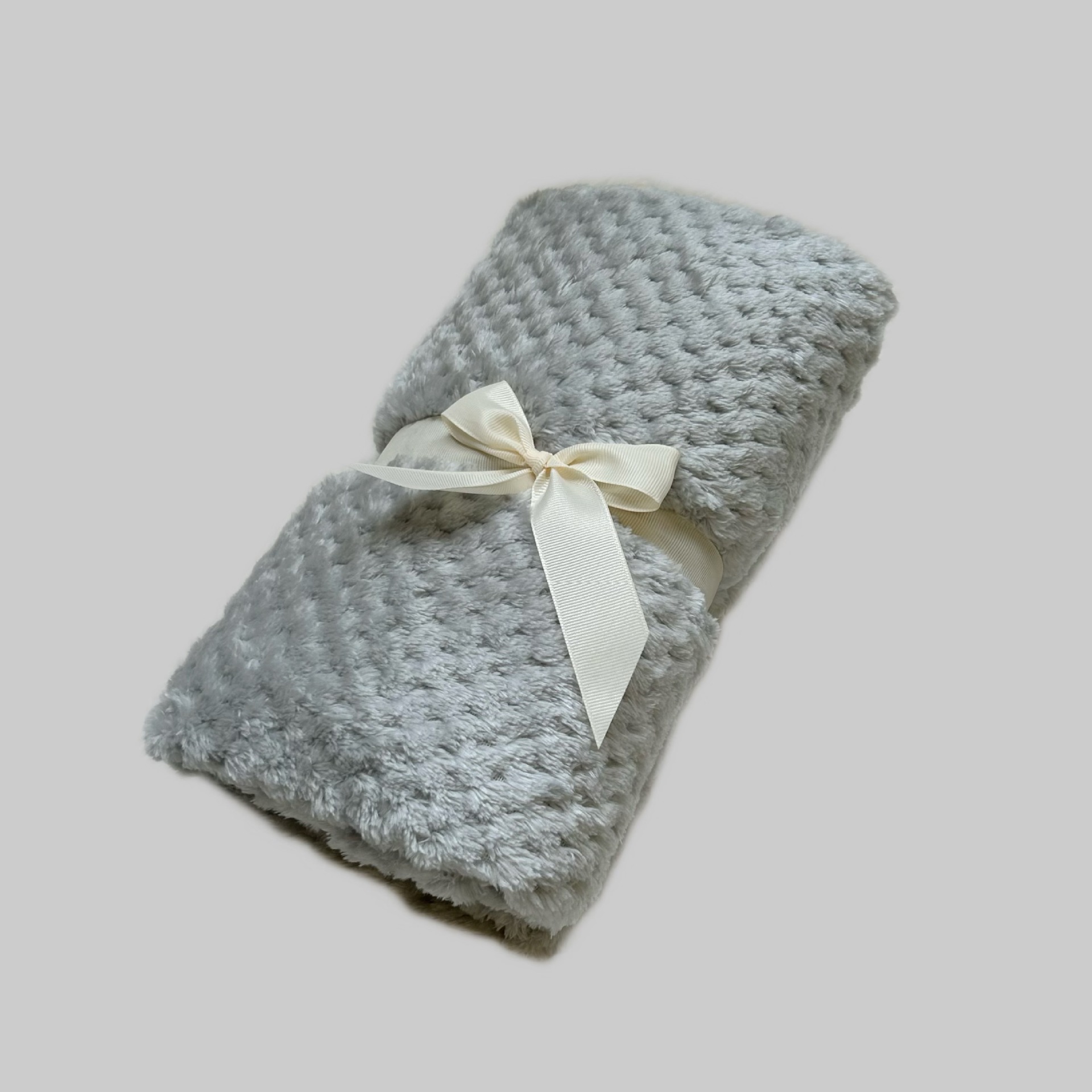 Picture of Pineapple Mesh Flannel Small Blanket Coral Fleece Cover Blanket Sofa Blanket Office Single Lunch Break Blanket Air Conditioning Blanket