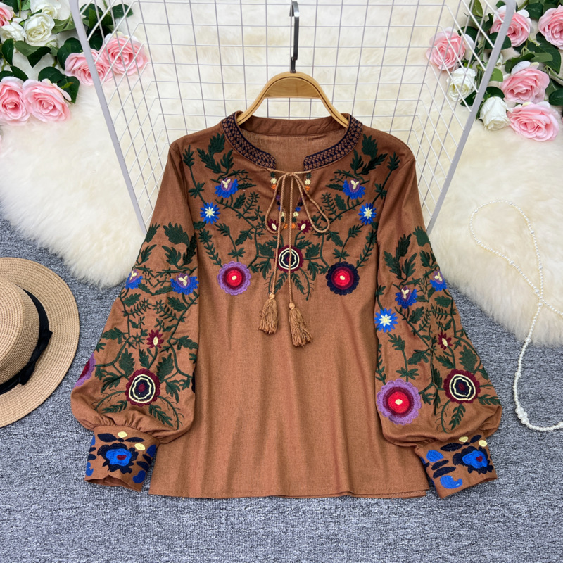 Picture of Spring and Autumn Retro Ethnic Style Elegant Long Sleeve Round Neck Pullover Embroidered Loose Shirt Women's Western Style Doll Shirt Top