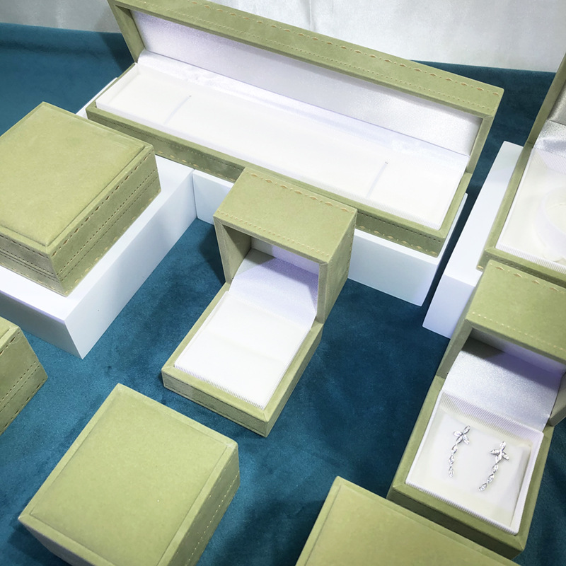 Advanced Sense Lace Bronzing Right Angle Bent Edge Jewelry Box Grass Green Paper Velvet Printed Jewelry Box Earring Box Ring Box