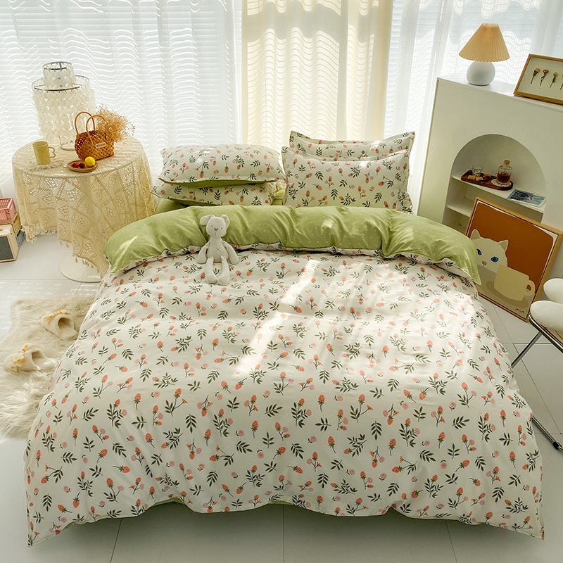 Picture of Four-Piece Brushed Skin-Friendly Thickened Duvet Cover Set, Student Dormitory Three-Piece Quilt Set, Suitable for All Seasons, Internet Celebrity Hot Item