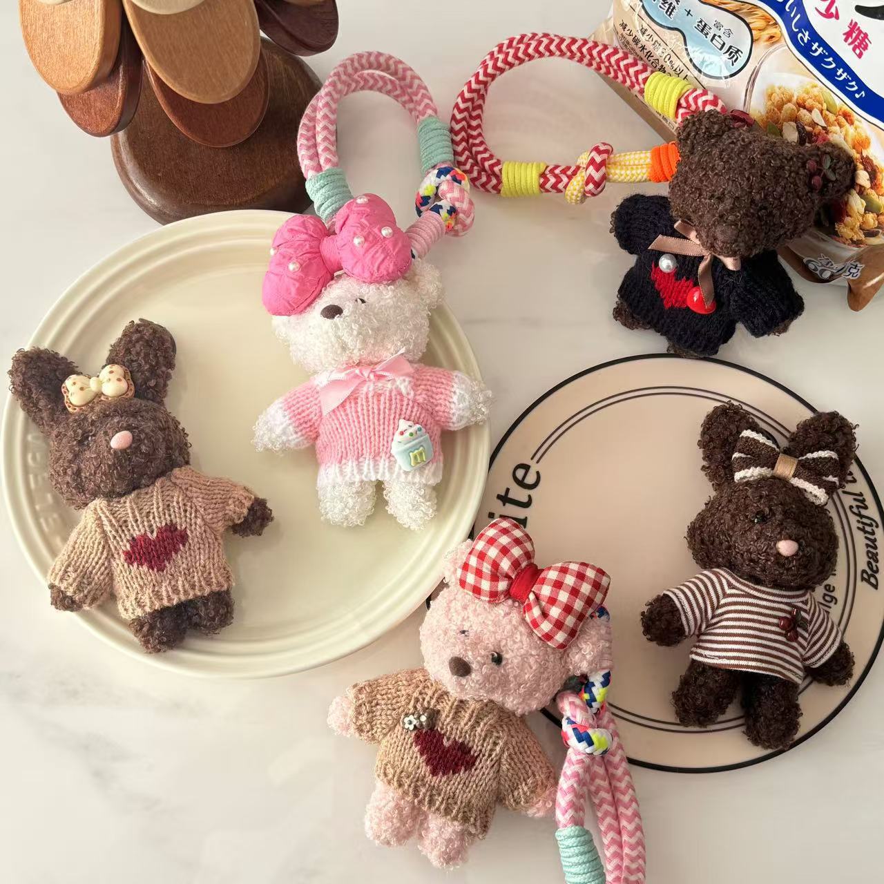 Cute rabbit pendant cartoon keychain original fashion girl bag buckle mobile phone chain South Korea explosions 2025