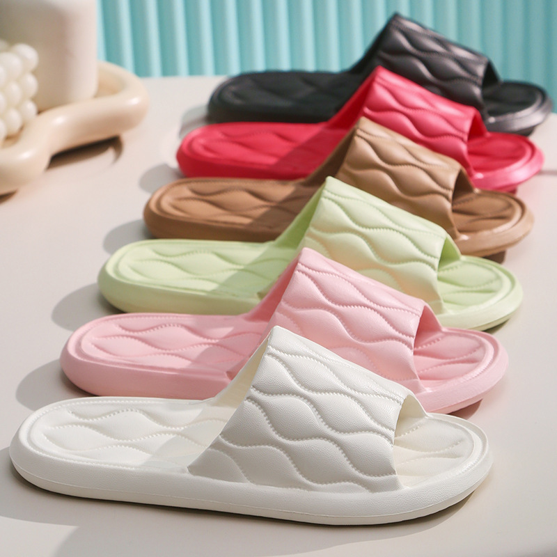 Picture of Slip-on Slippers Men's Summer Household Indoor Thick Bottom Non-slip Bathroom Bathing Slippers Women's Soft Bottom Slippers