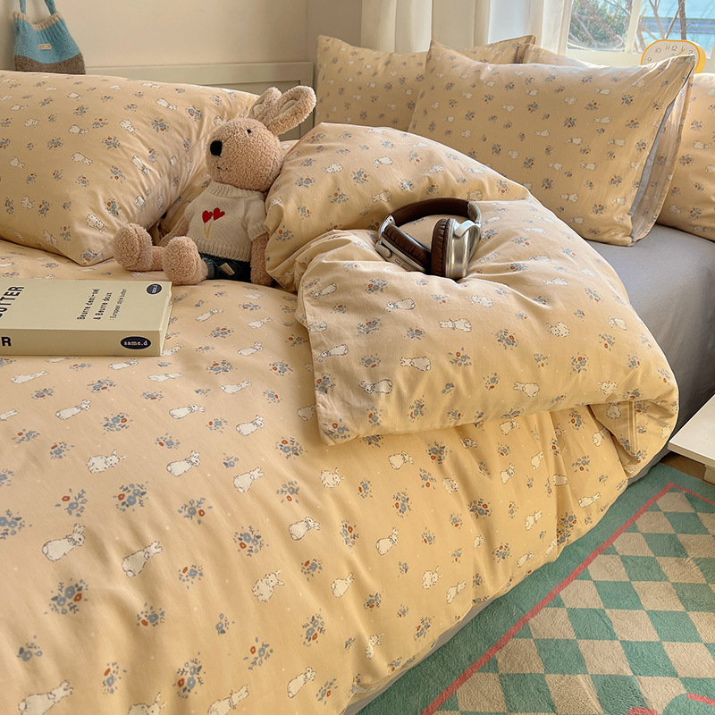 Picture of 2025 New Spring & Fall 60 Small Floral Cotton Four-Piece Set Ins Style Pure Cotton Dormitory Bed Bed Sheets Quilt Cover Three-Piece Set
