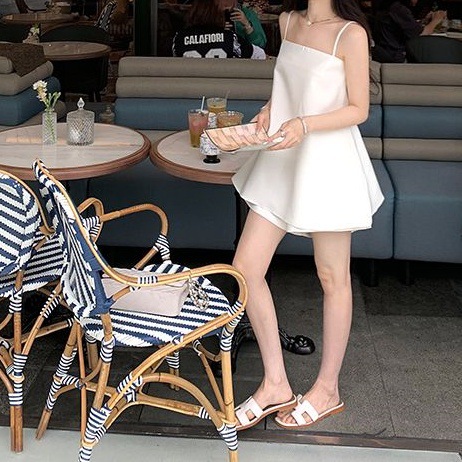 Fashionable Elegant Suit for Women White Loose Camisole Top Summer Sexy Casual Wide-Leg Shorts Two-Piece Set