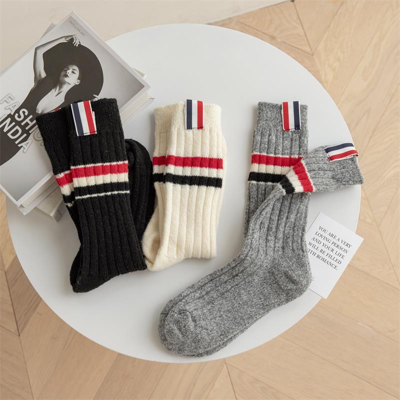 Wool socks women's autumn and winter ins fashionable thickened warm simple mid-calf socks deer plush long striped pile socks