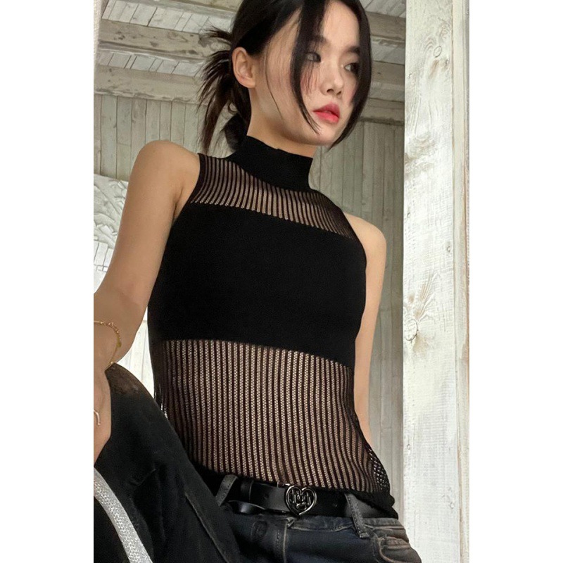 Hot Girls INS Style High-grade Sleeveless Vest Women's Unique French Style Chic Thin Hollow-out Sexy Half-high Collar Top for Summer