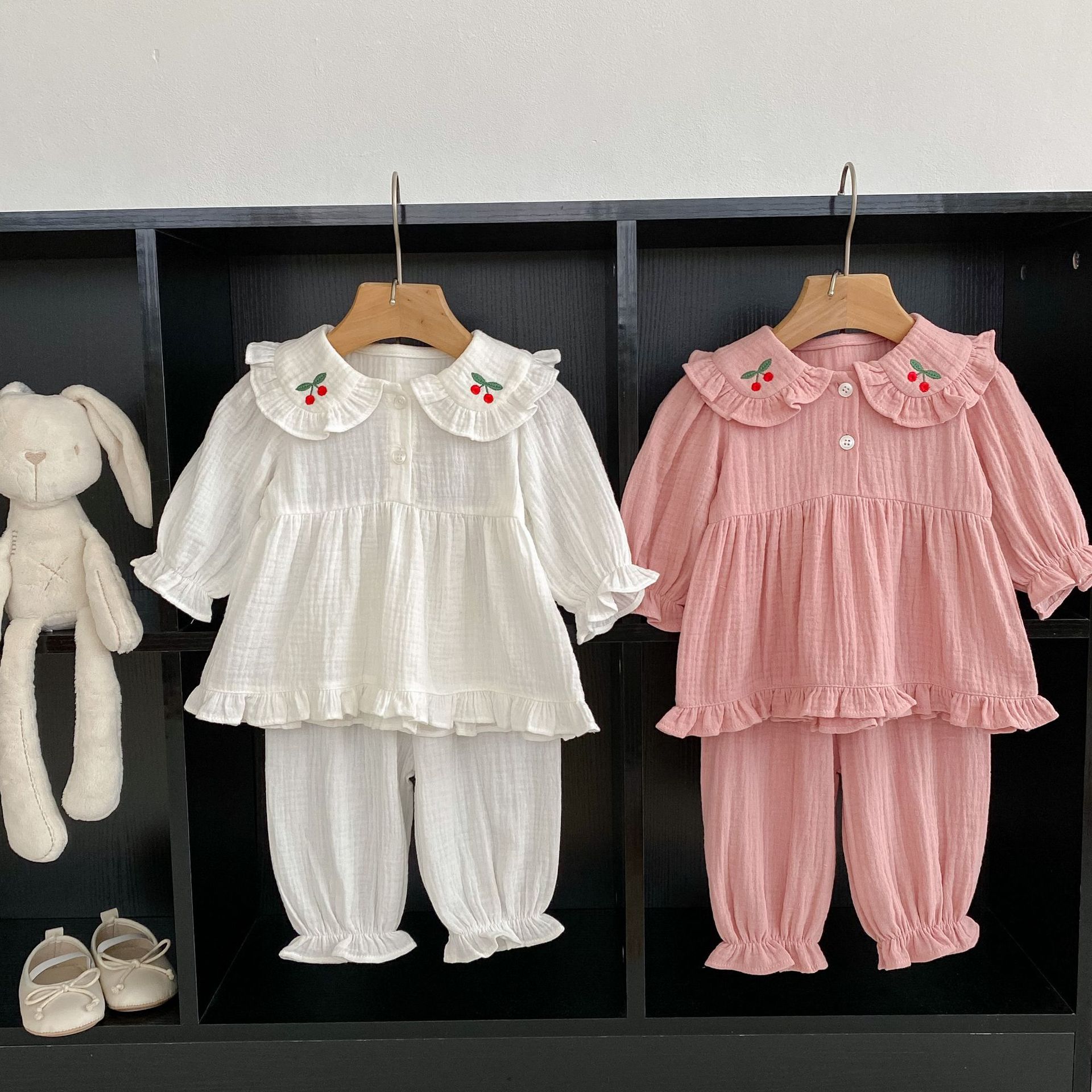 Picture of 2025 Spring and Autumn New Infant Home Clothing Set for Baby Girls, Simple Cherry Long-Sleeve Top and Pants Two-Piece Set