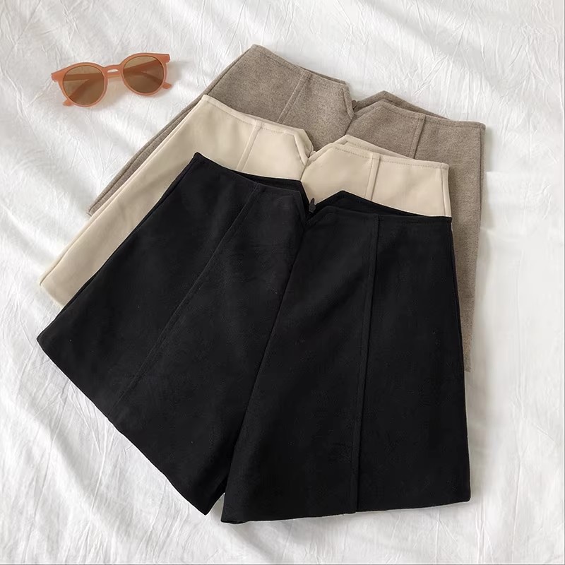 High-Waisted Woolen Shorts for Women Autumn and Winter 2023 New K-Style Ins Student Casual Slimming Look Versatile Outer Wear A-Line Boot Pants