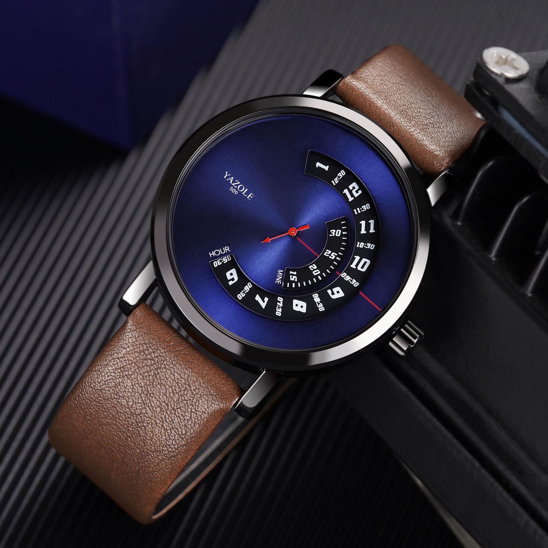 Picture of 509 cross-border fashion turntable non-mechanical watch watch watch men quartz watch men's watch yazole men's watch
