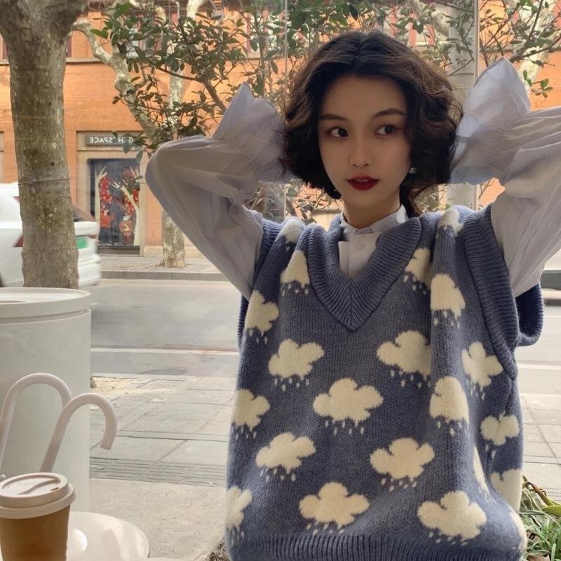 New Jacquard Sweater Blue Little Cloud Sweater Knitted Vest V-Neck Loose Vest Female Student Age-reducing Loose