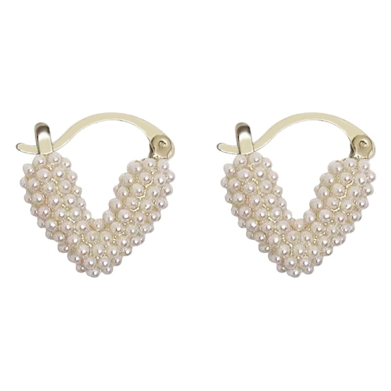 South Korea lovely pearl earrings Women's Light luxury niche design high-end fashion earrings elegant earrings heart-shaped earrings