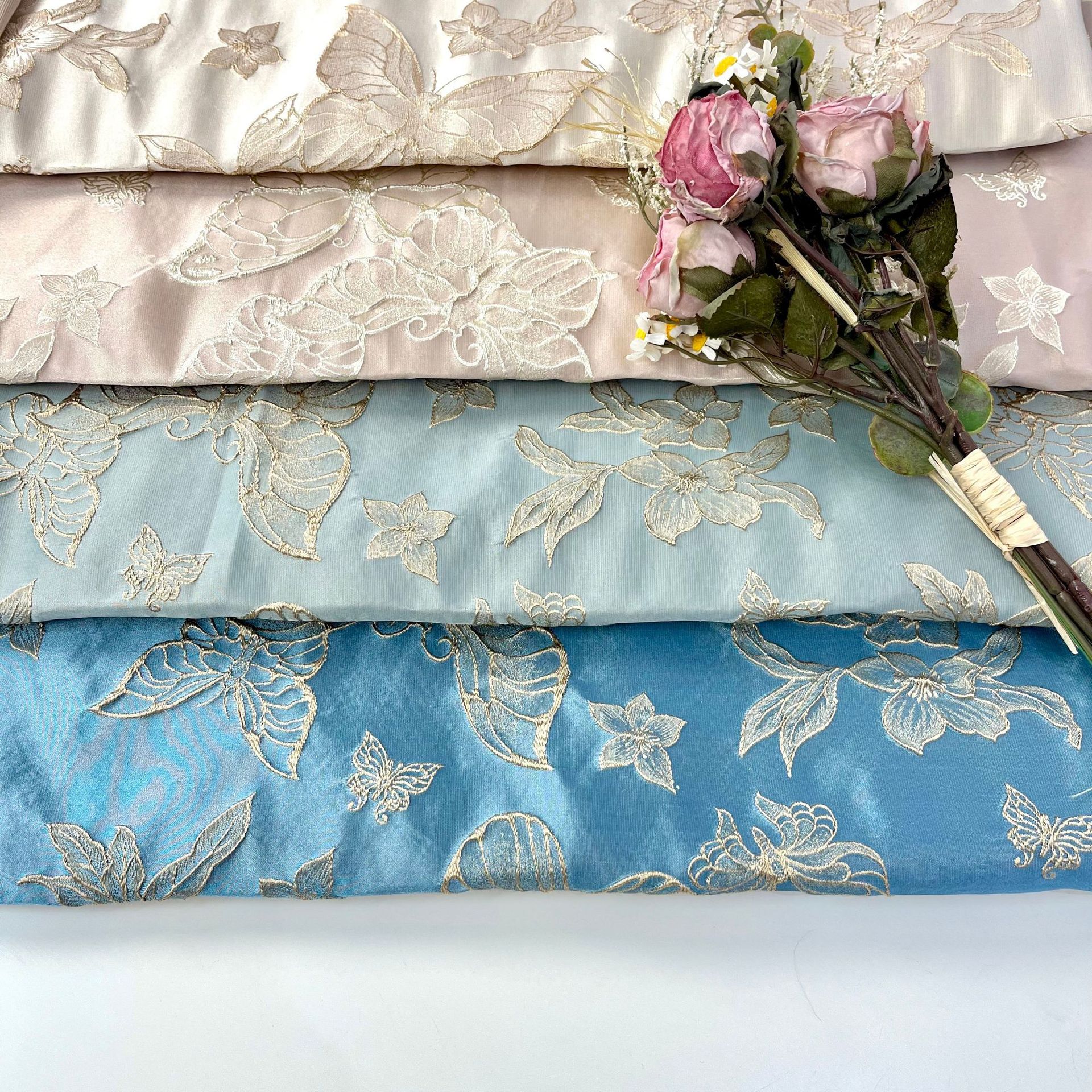 Vintage Gold-plated Three-dimensional Butterfly Jacquard Fabric Women's dress High-set Dress Children's Wear Fabric