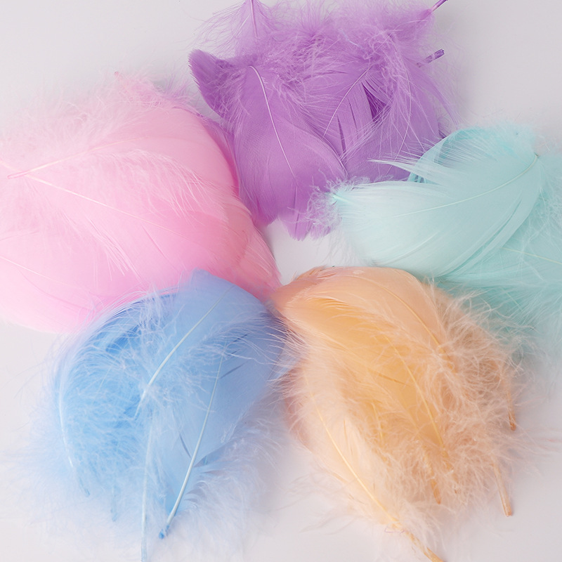Handmade DIY Colorful Goose Feathers Floating in the Air Dream Catcher Bobo Ball Gift Box Filling Ornaments Decorative Materials