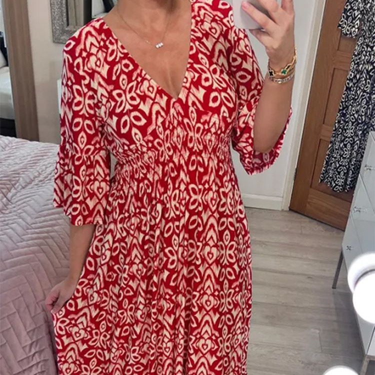 2023 New plus size Super Fairy V-neck Floral dress Seaside Holiday Beach Dress Loose Long Skirt in stock