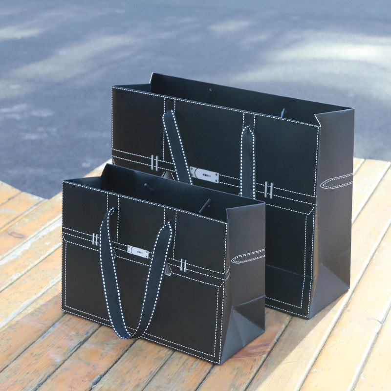 Gift Bag Packaging Kraft Paper Bag Handbag Shopping Bag Clothing Store Bag with Logo Printing Simple and Stylish Customization
