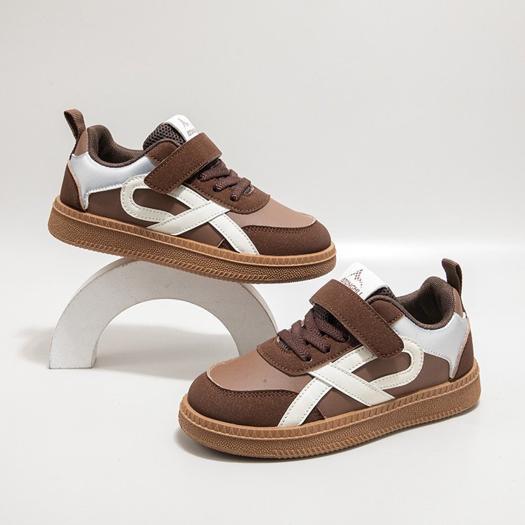 Picture of Children's board shoes new 2025 spring and autumn comfortable and breathable boys' and girls' moral training casual shoes, fashionable sneakers, children's shoes