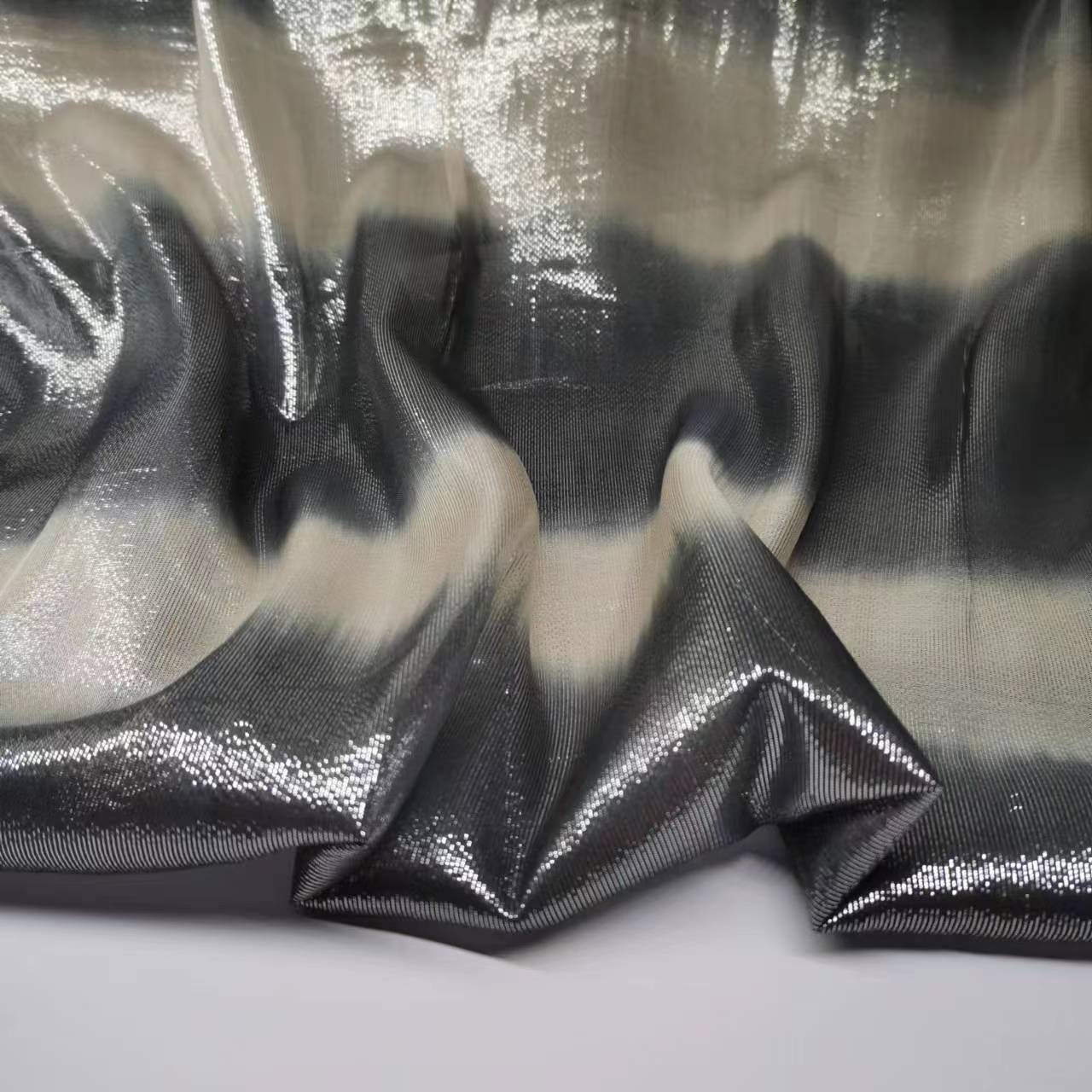 Picture of Silver Leather Gradient Mulberry Silk Georgette Fabric 10mm Wide Fashion Silk Fabric