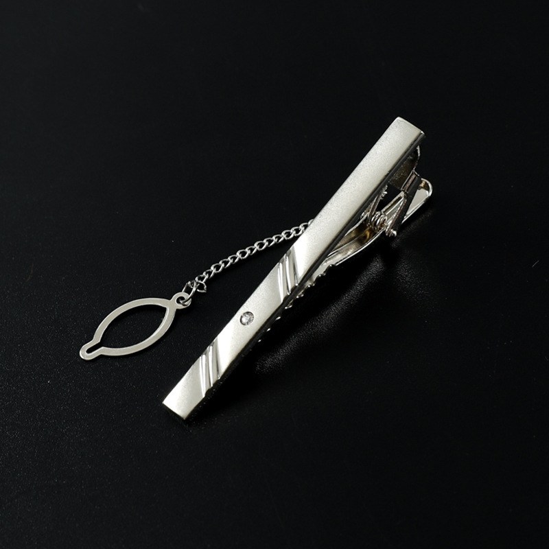 Picture of Metal tie clip men's suit chain 140 simple flower type business atmosphere with drill tie clip