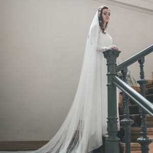White ivory wedding veil cut edge long chapel trailing mesh shawl with comb factory wholesale generation hair