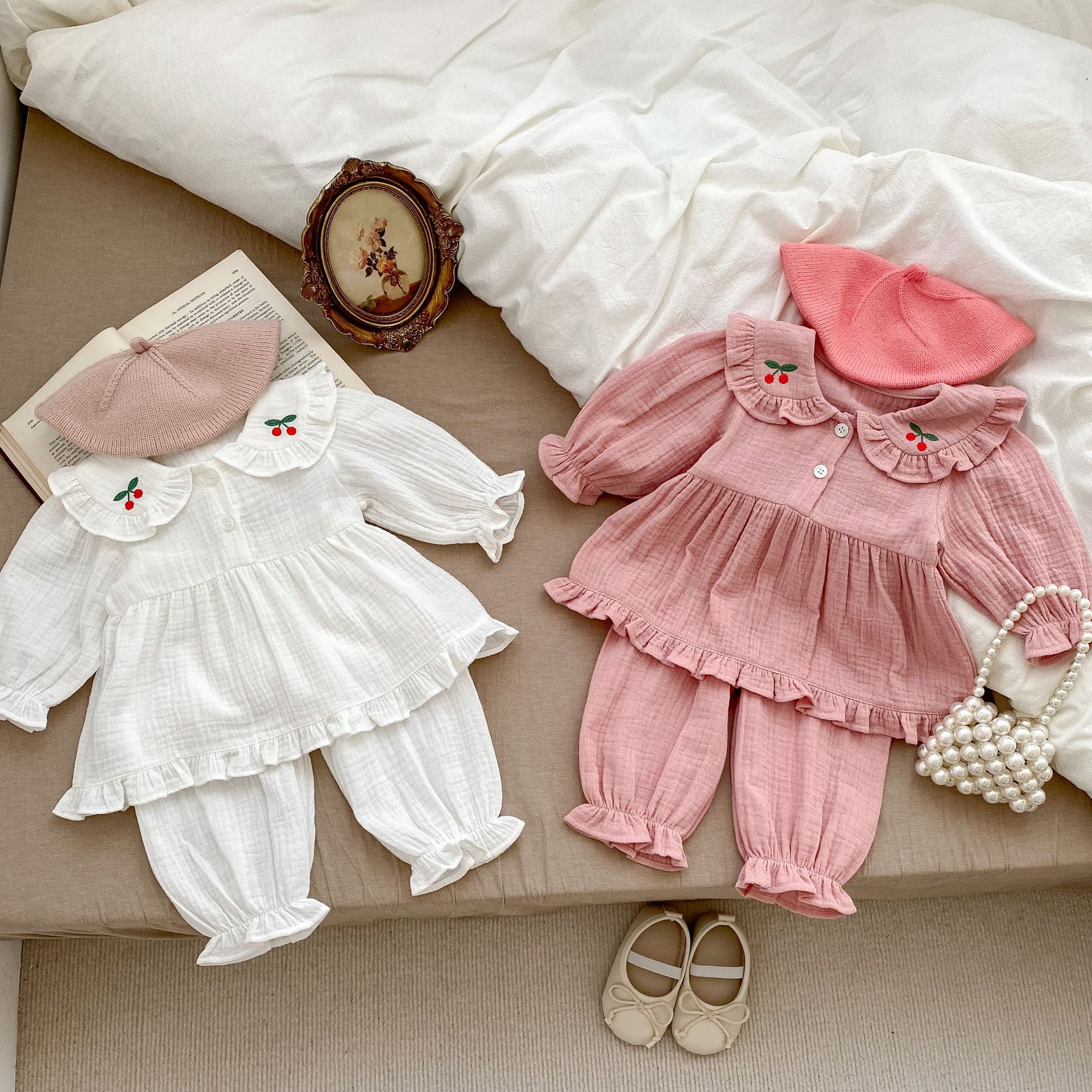 Picture of 2025 Spring and Autumn New Infant Home Clothing Set for Baby Girls, Simple Cherry Long-Sleeve Top and Pants Two-Piece Set