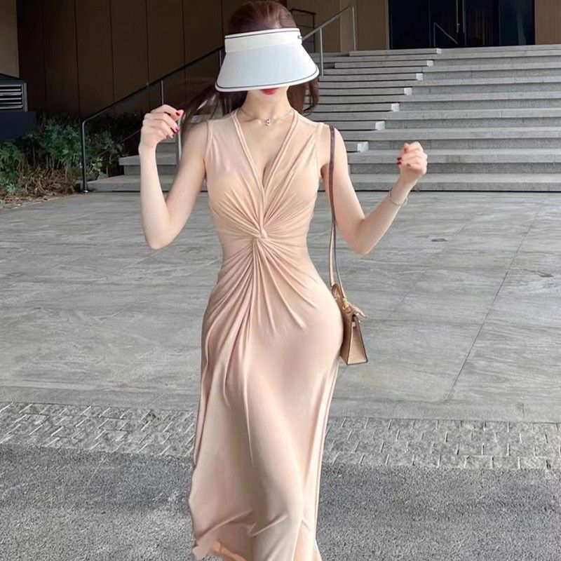 French Style Socialite Style Pink Sleeveless dress Women's Summer Elegant Pleated V-neck Slim-fit Hip Long Skirt
