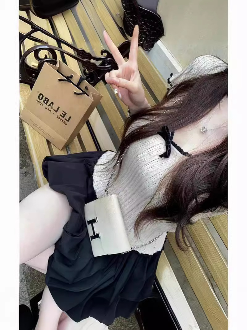 Picture of American Style Shoulder Contrast Lace Bow Knitted Short-sleeved T-shirt Women's Summer Tight Spice Girl Short Top