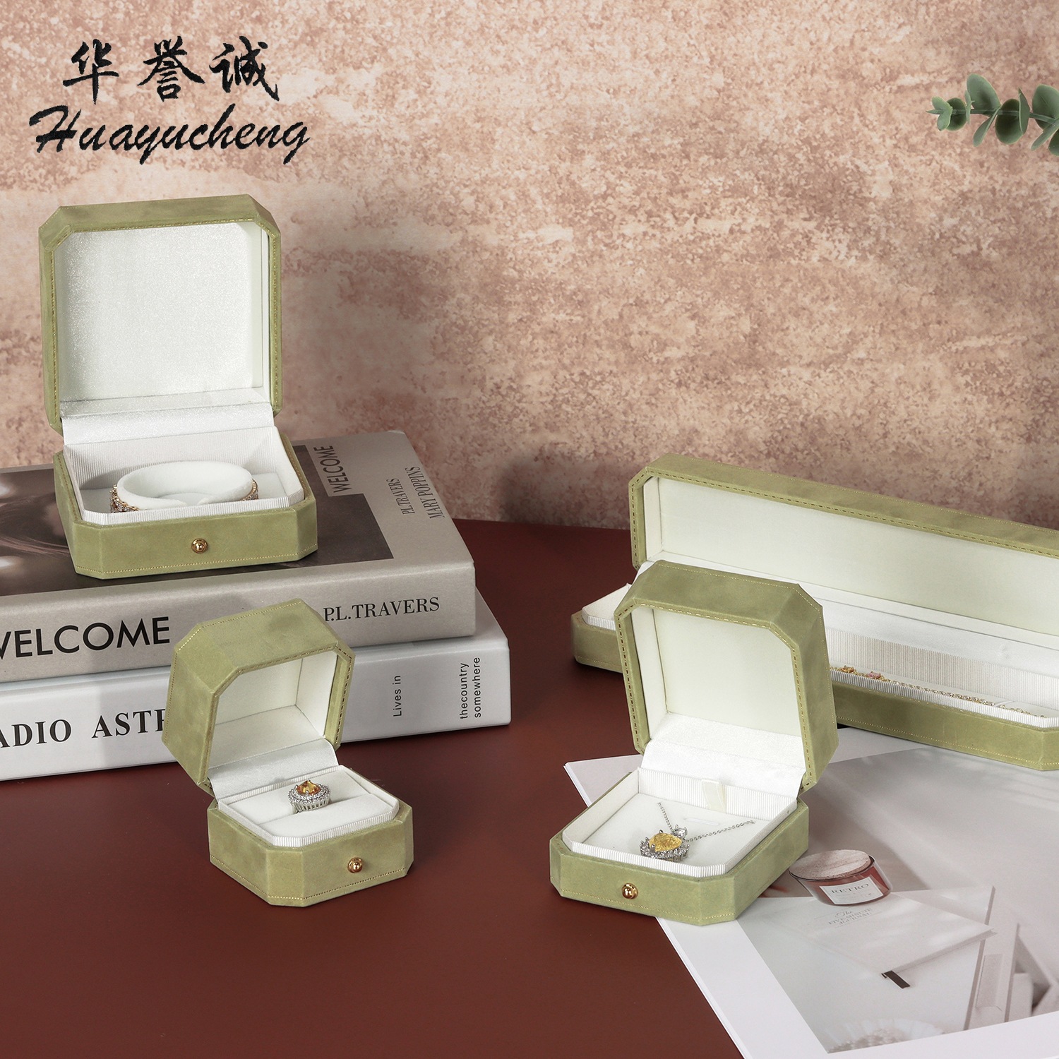 Internet Celebrity Ins Style Christmas Gift Box Bronzing Edge Jewelry Jewelry Box Octagonal Gold Buckle Ring Bracelet Necklace Jewelry Box