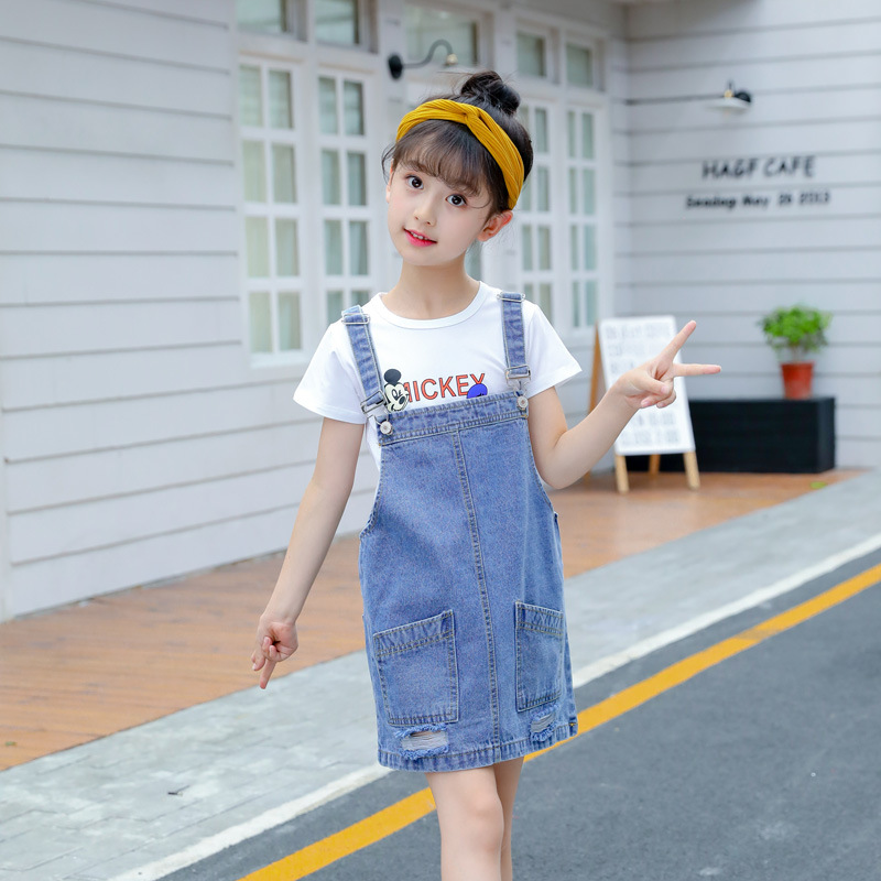Picture of Girls' Denim Suspender Skirt Spring and Summer New Suspender Dress Denim Skirt Fashionable Popular Baby Long Skirt Gaun