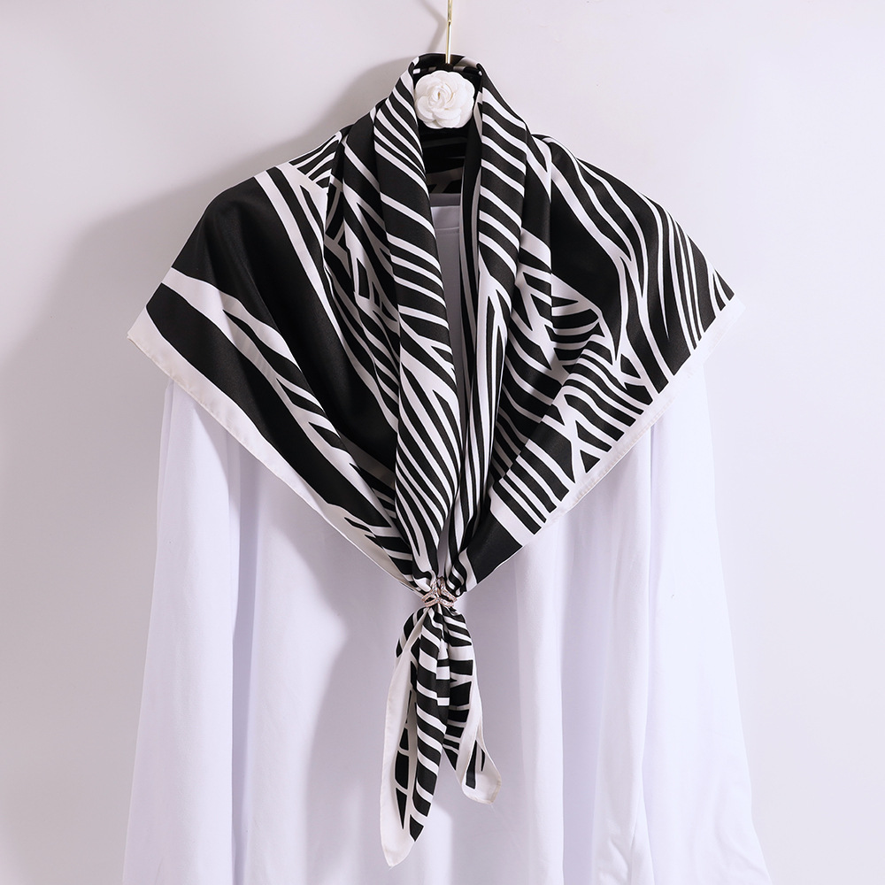 Black and White Zebra Print Silk Scarf Women's Joker Casual Headscarf Fast Hand Cyber Celebrity Scarf 90cm * 90cm Square Scarf