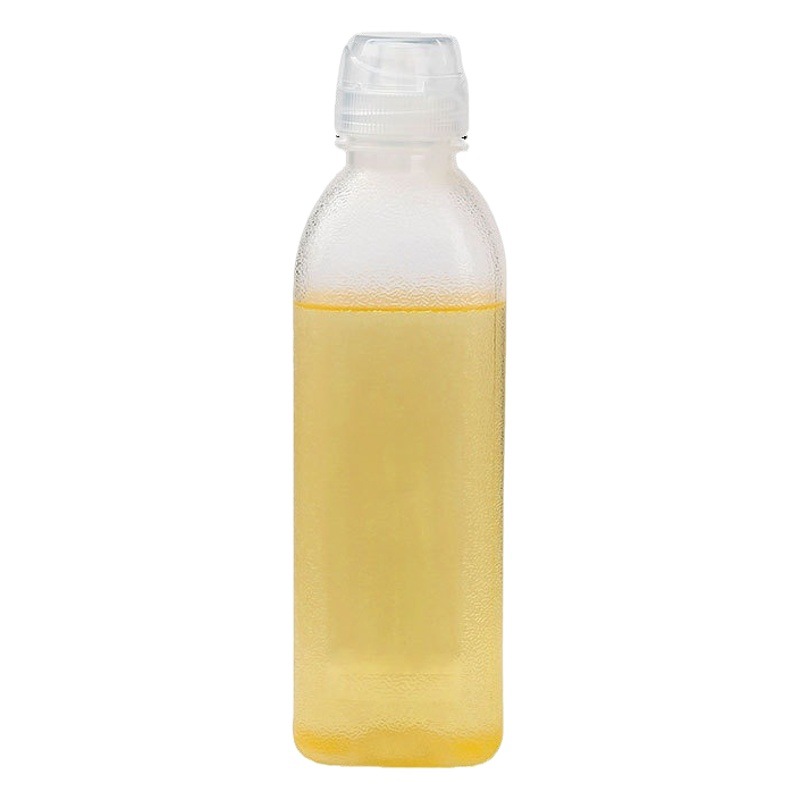 Wholesale screaming Oiler pp5 oil bottle seasoning bottle squeeze oil bottle Oiler kitchen special travel tableware watering can
