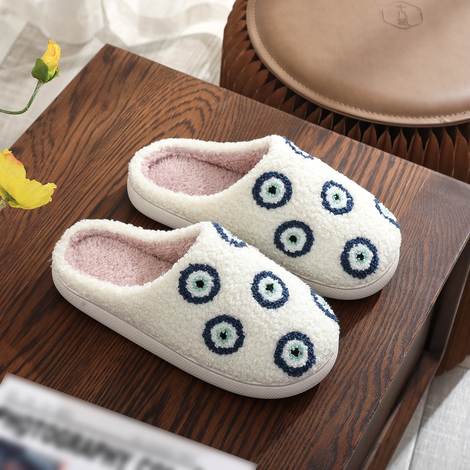 New European and American winter cotton slippers Evileye eyes cross-border plush slippers plus size home slippers wholesale