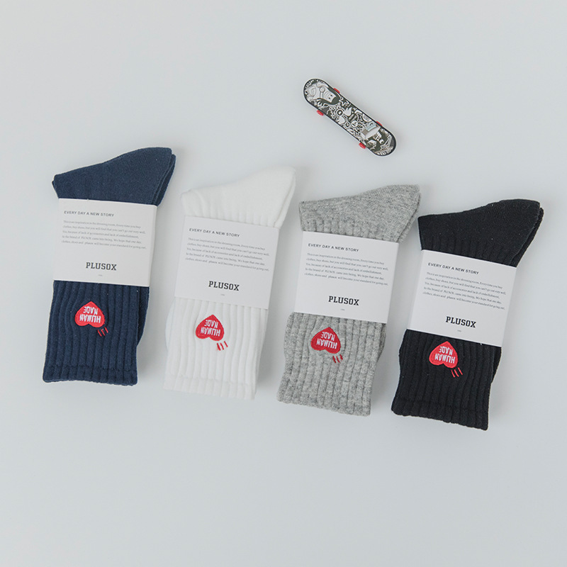 Picture of Mekki Couple Socks Thick Thread Terry Bottom Sports Socks Heart Embroidered Mid-Calf Socks Popular Socks