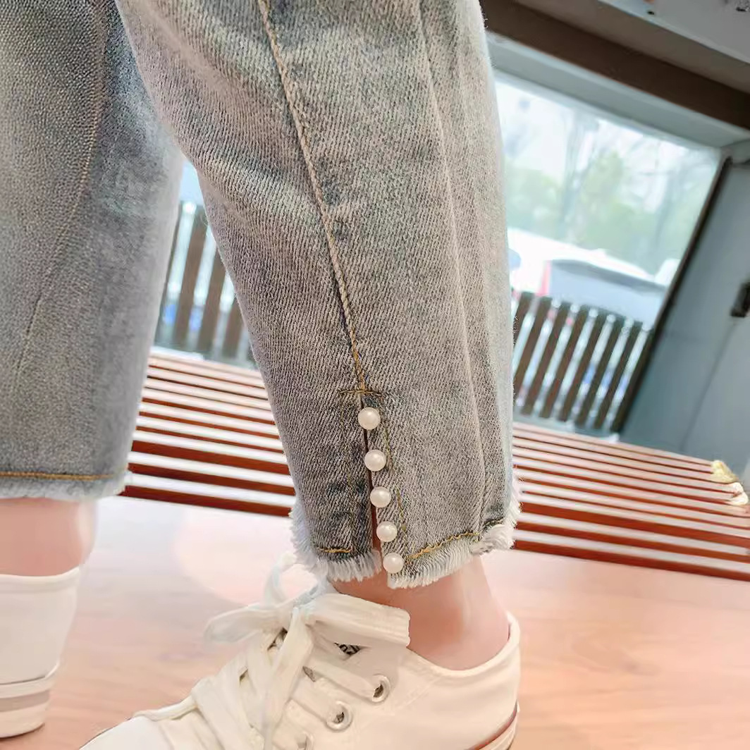 Picture of Girls' Small-Foot Jeans 2025 Spring & Fall New Korean Style Kidsren's Style Casual Pants Little Girls Versatile Long Pants