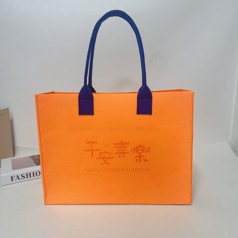 Picture of In-Stock Wholesale Mid-Autumn Felt Bags with Traditional Chinese Style, Various Styles Available, Thickened Large-Capacity Felt Tote Bags