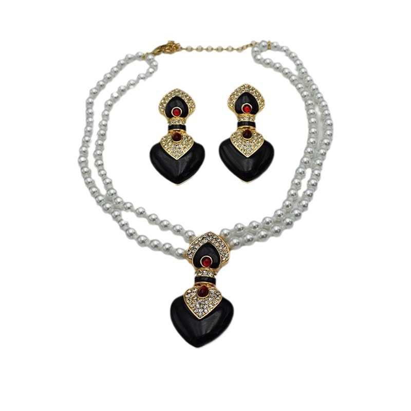 Middle Ancient Vintage Artistic Retro Peach Heart Pearl Necklace with Diamond Stud Earrings for Women suit Romantic Elegant