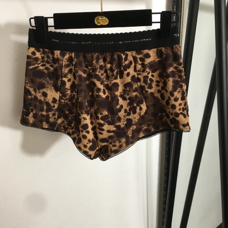 New Logo Letters Wave Edge Leopard Print Shorts