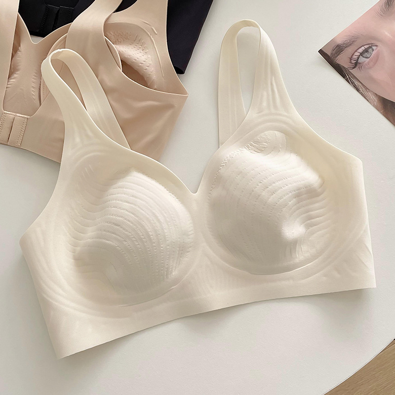 Picture of Big Chest Small Underwear Women's Ultra-thin Soft Support Non-marking Full Cup for Paramelia Rabbit Ear Cup plus size Bra Summer