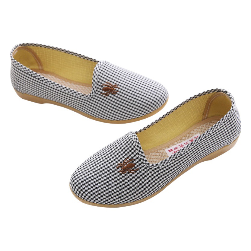 Old Beijing Cloth Shoes 25 Spring Women's Shoes Soft Sole Non-Slip Wear-Resistant Middle-Aged and Elderly Mom Shoes Slip-On Loafers Plaid