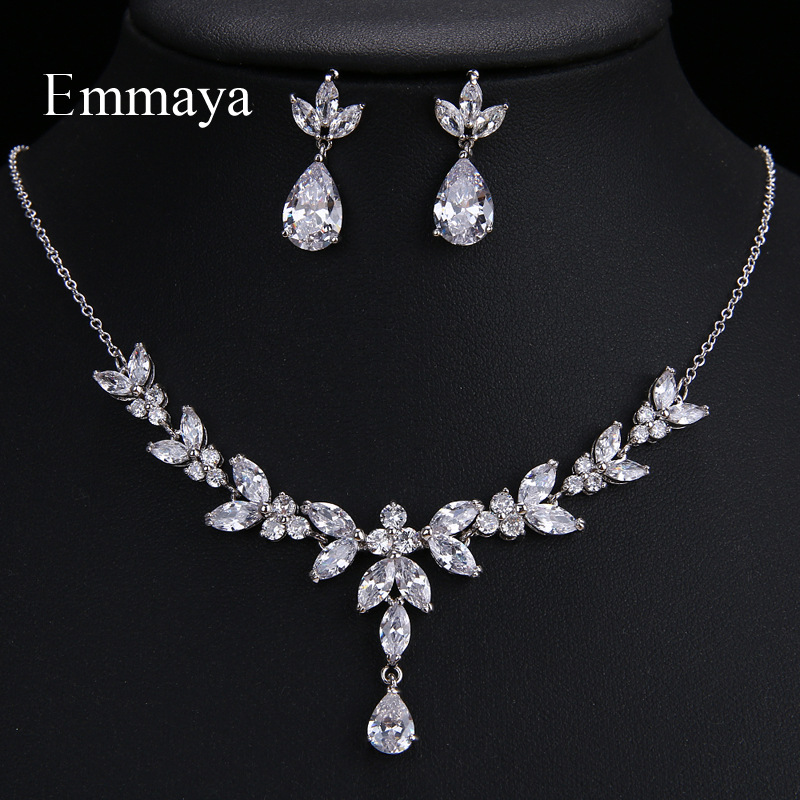 AliExpress Hot European and American Fashion Simple Flower and Wood Two-piece Zircon Bridal Set Jewelry Factory Outlet