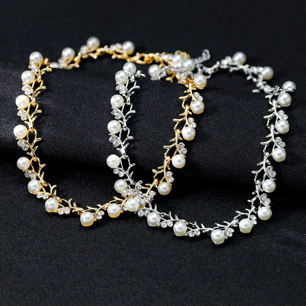 Picture of Cross-border e-commerce for fashion alloy flowers diamond pearl necklace earrings bracelet jewelry suit three-piece set