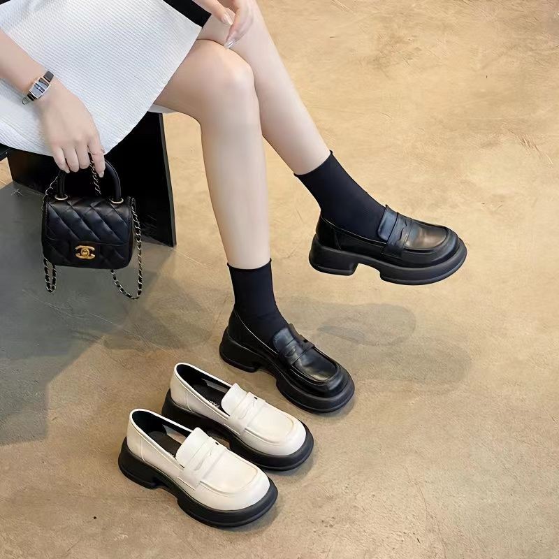 Explosions in stock] comfortable thick-soled loafers 2024 spring and autumn Joker small leather shoes fashion commuter shoes white