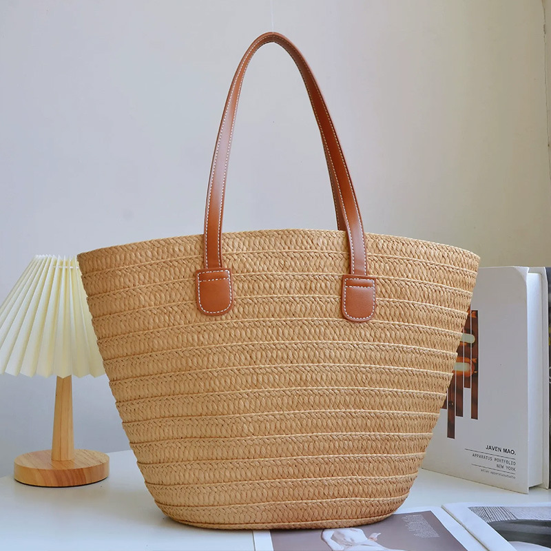 Straw Bag Women's Large Capacity 2025 New Vacation Beach Straw Bag Woven Vegetable Basket Commuter Tote Bucket Bag